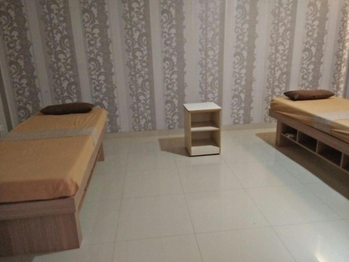 Bintara Jaya Yemima Guest House Bekasi Exterior photo